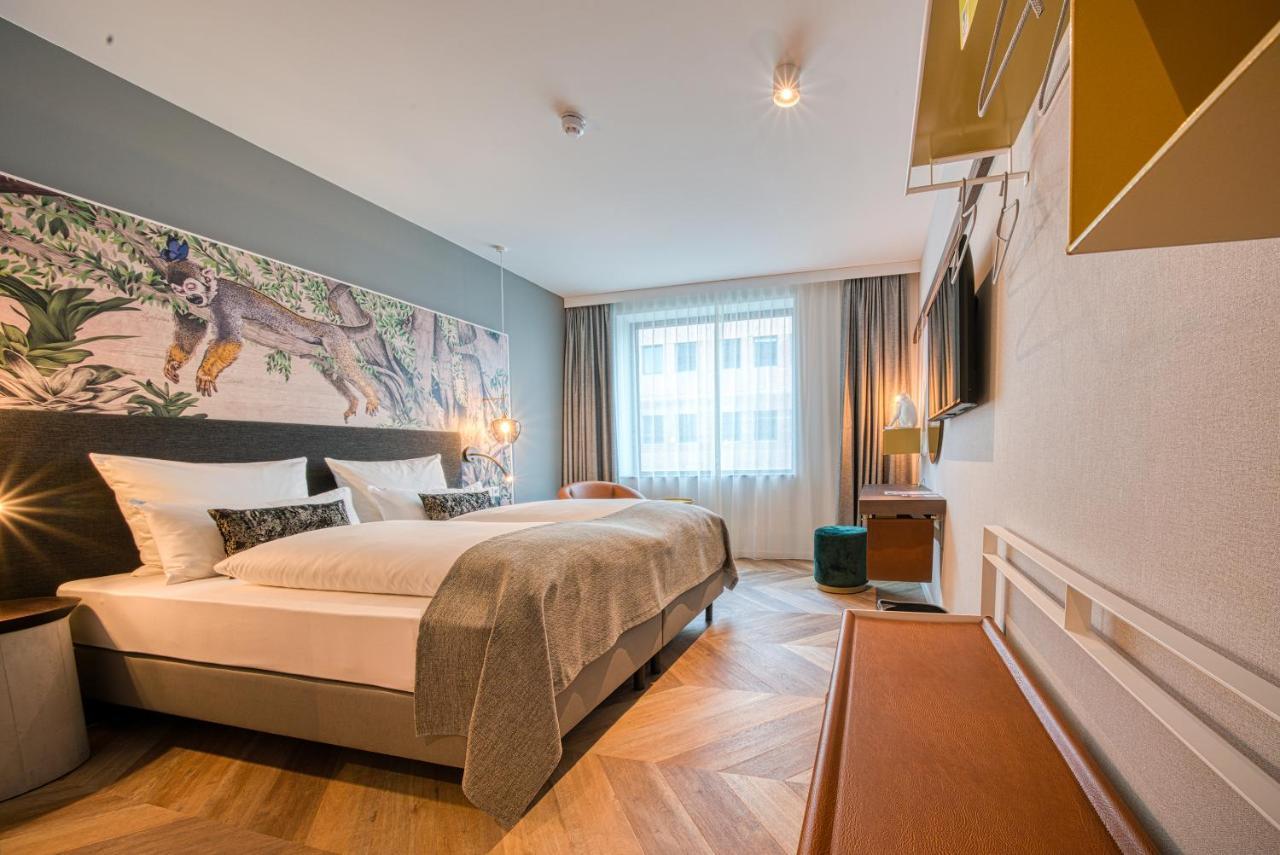 Vienna House Easy By Wyndham Amsterdam Airport Schiphol Hotel Hoofddorp Bagian luar foto