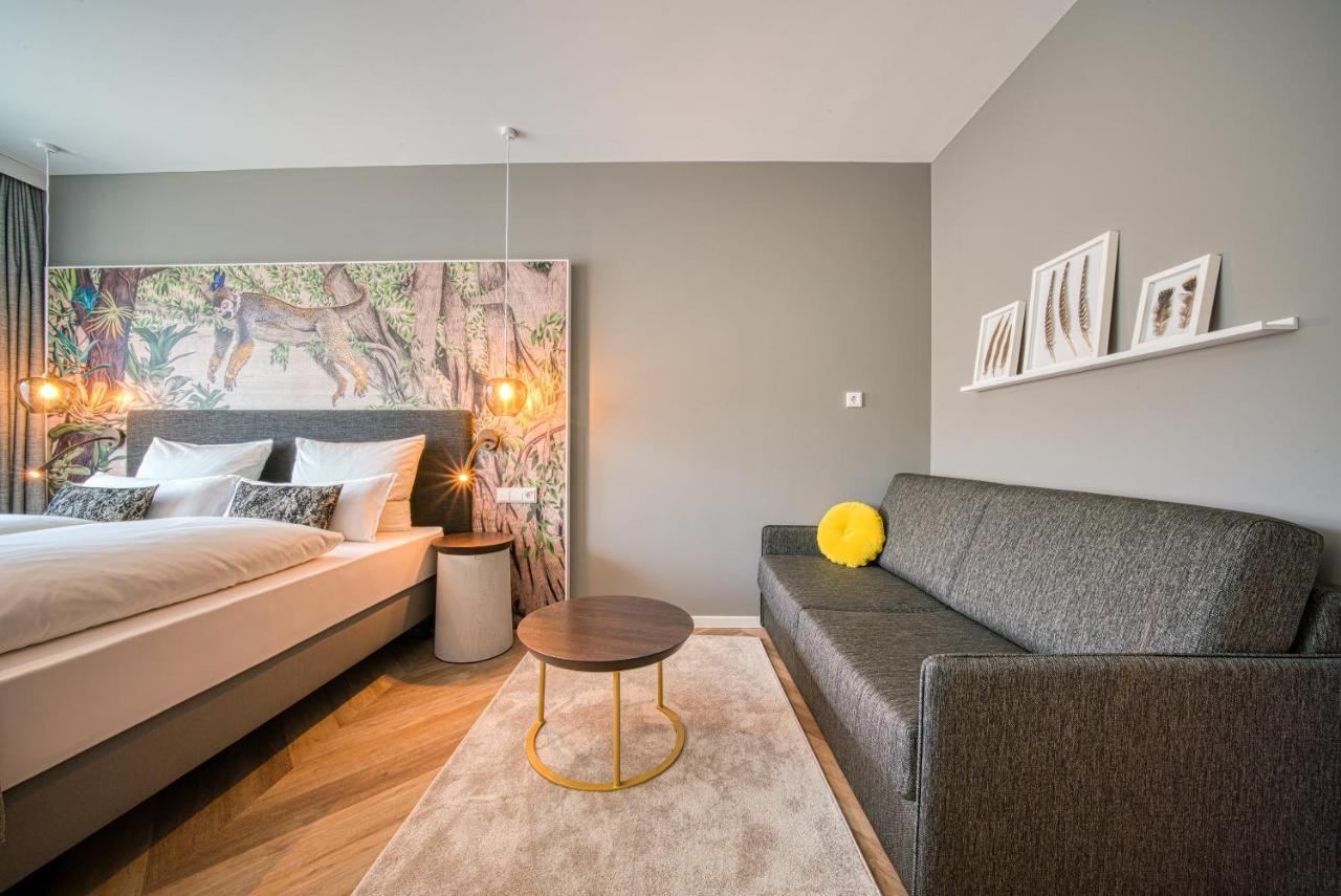 Vienna House Easy By Wyndham Amsterdam Airport Schiphol Hotel Hoofddorp Bagian luar foto