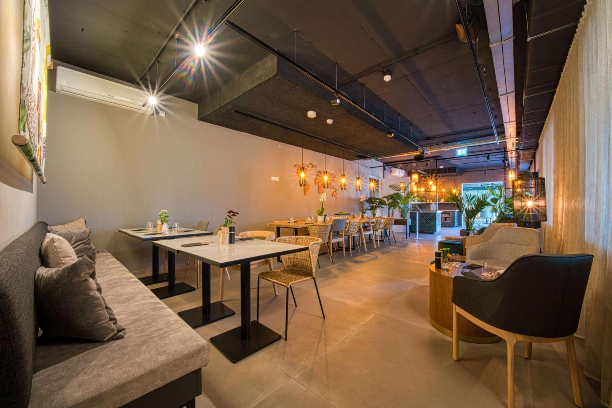 Vienna House Easy By Wyndham Amsterdam Airport Schiphol Hotel Hoofddorp Bagian luar foto